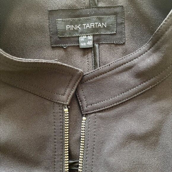 Pink Tartan short black jacket, EUC Sz 10, lots of detail, body con with stretch - Picture 6 of 16